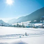 Wohlfuehlresort Und Feriengut Martinerhof Hotel