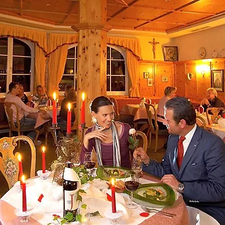 Wohlfuehlresort Und Feriengut Martinerhof Sankt Martin am Tennengebirge
