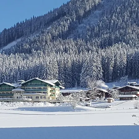 Wohlfuehlresort Und Feriengut Martinerhof 4*