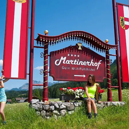 Hotel Wohlfühlresort Und Feriengut Martinerhof Sankt Martin am Tennengebirge