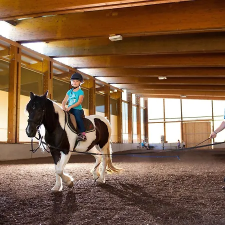 Wohlfuehlresort Und Feriengut Martinerhof 4*