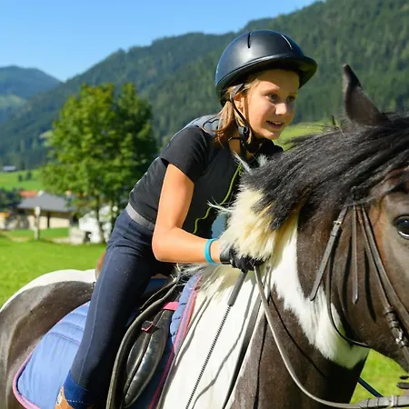 Wohlfuehlresort Und Feriengut Martinerhof 4*