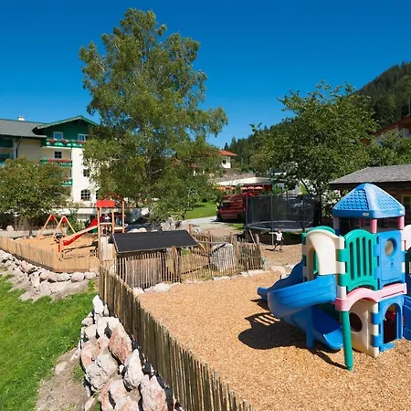 Wohlfuehlresort Und Feriengut Martinerhof 4* Sankt Martin am Tennengebirge