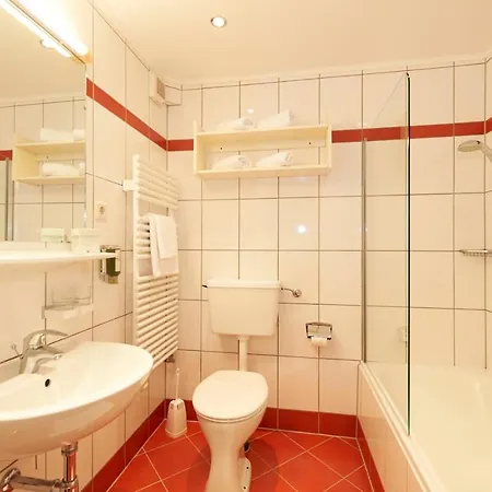 Hotel Wohlfuehlresort Und Feriengut Martinerhof 4*