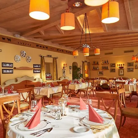 Hotel Wohlfuehlresort Und Feriengut Martinerhof Sankt Martin am Tennengebirge