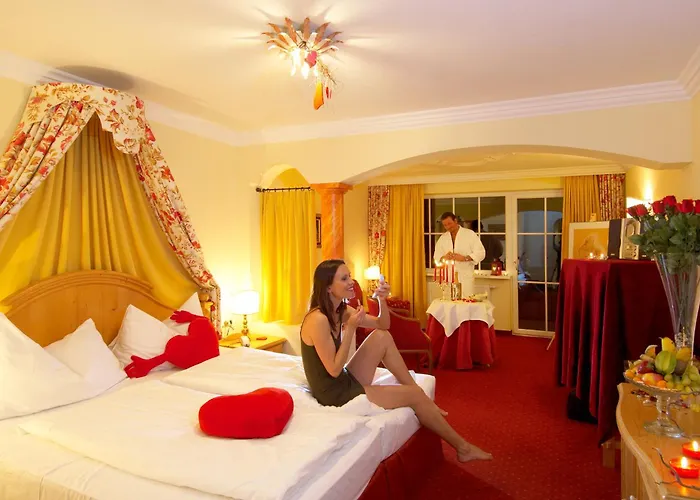 Hotel Wohlfuehlresort Und Feriengut Martinerhof Sankt Martin am Tennengebirge