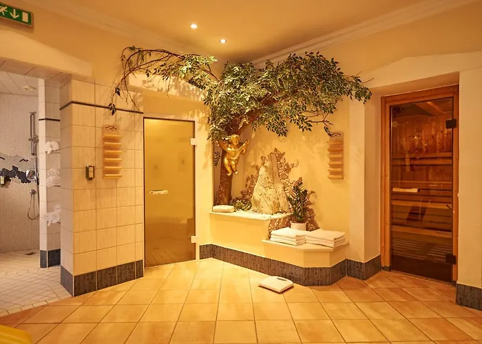 Hotel Wohlfuehlresort Und Feriengut Martinerhof Sankt Martin am Tennengebirge