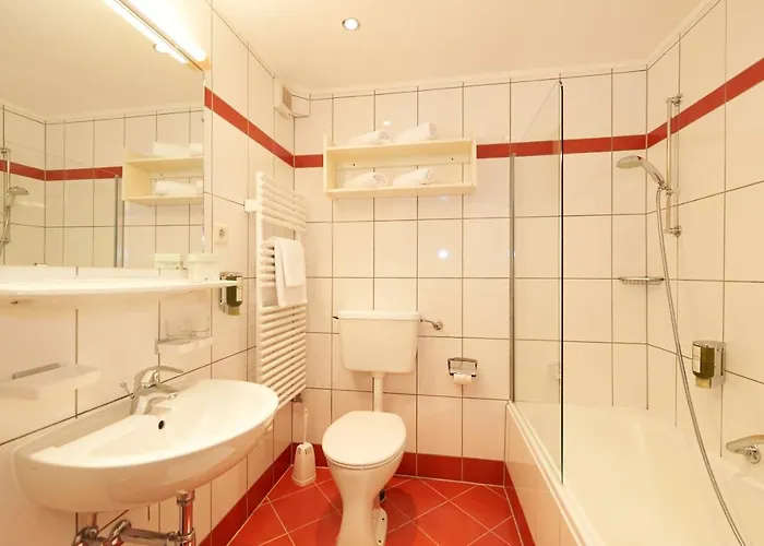 Hotel Wohlfuehlresort Und Feriengut Martinerhof 4*