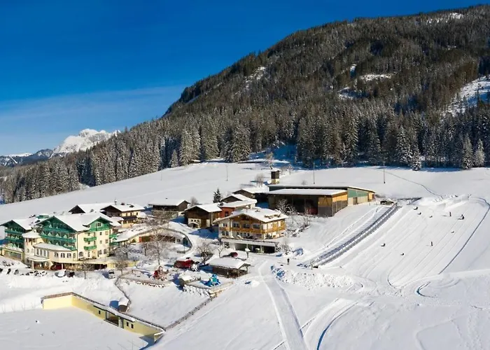 Hotel Wohlfuehlresort Und Feriengut Martinerhof